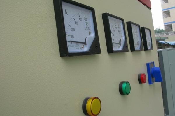 泉山配电柜-3683讲讲配电柜注意事项